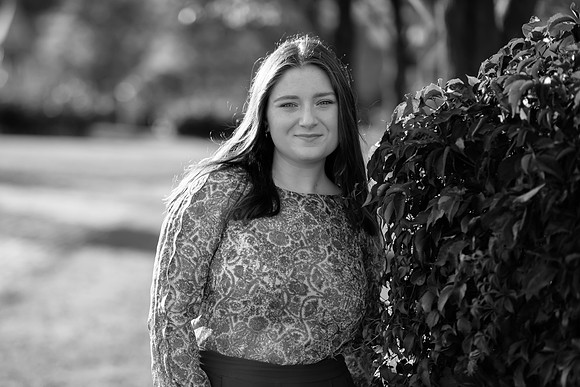 Niamh Senior Photo (16)