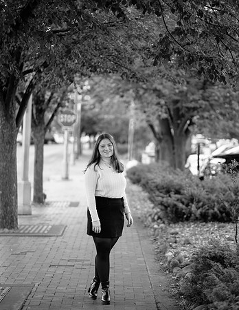 Niamh Senior Photo (262)