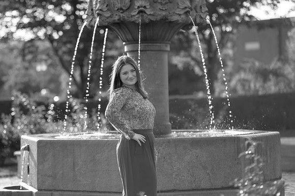 Niamh Senior Photo (85)