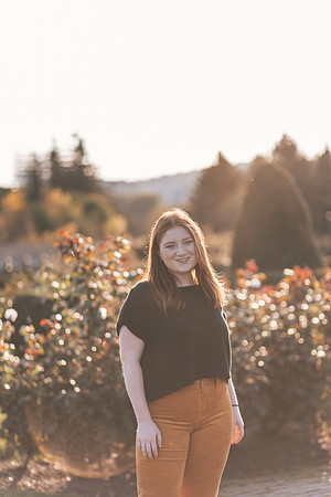 Niamh Senior Photo (123)