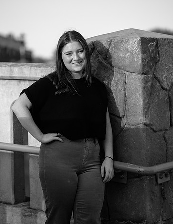 Niamh Senior Photo (160)