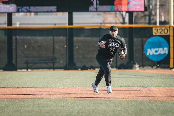 Baseball vs BLC-195