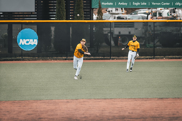 Baseball vs BLC-326
