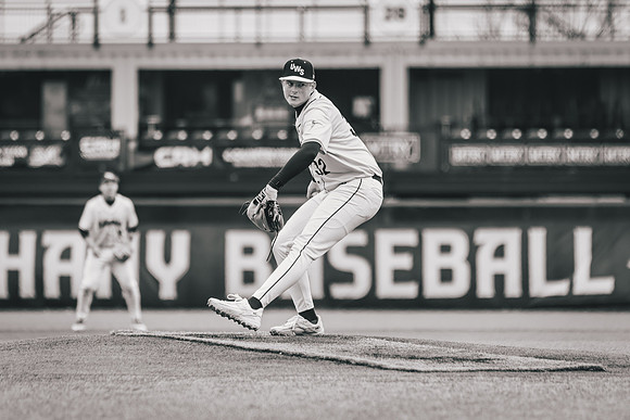 Baseball vs BLC-332