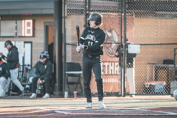 Baseball vs BLC-207