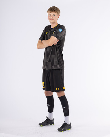 9 Taylor Moore Black 11