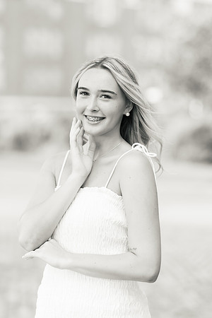 07.09.23 Senior Shoot Cut 2 26