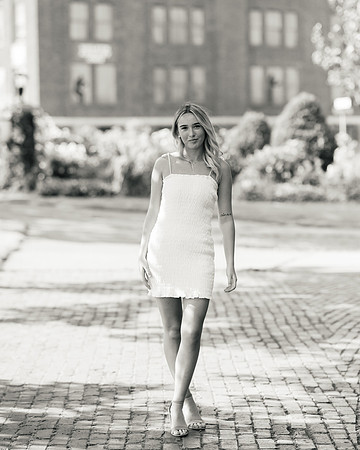 07.09.23 Senior Shoot Cut 2 3