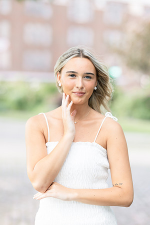 07.09.23 Senior Shoot Cut 2 23