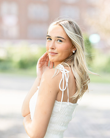 07.09.23 Senior Shoot Cut 2 17