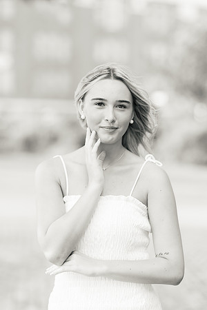 07.09.23 Senior Shoot Cut 2 22