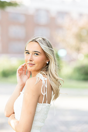 07.09.23 Senior Shoot Cut 2 19