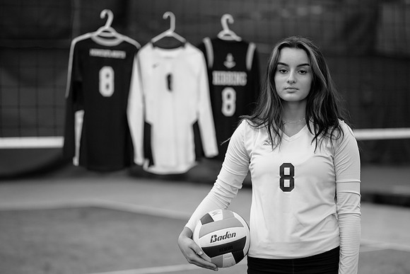 Lucy Gabrielson Senior Photo (15)