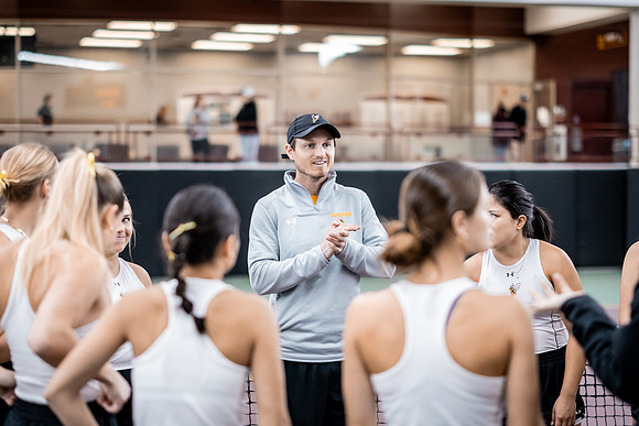 Tennis vs The W-6