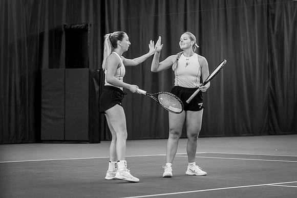 Tennis vs The W-19