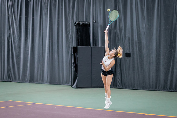 Tennis vs The W-129