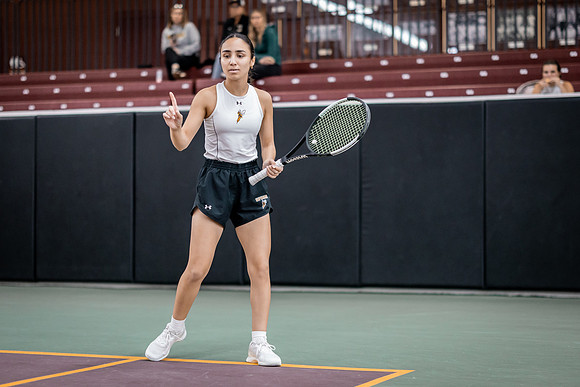 Tennis vs The W-65