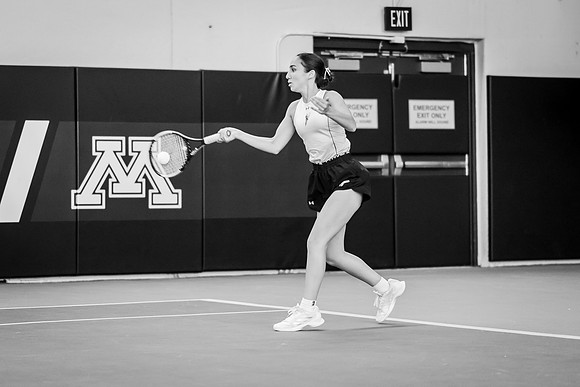 Tennis vs The W-116