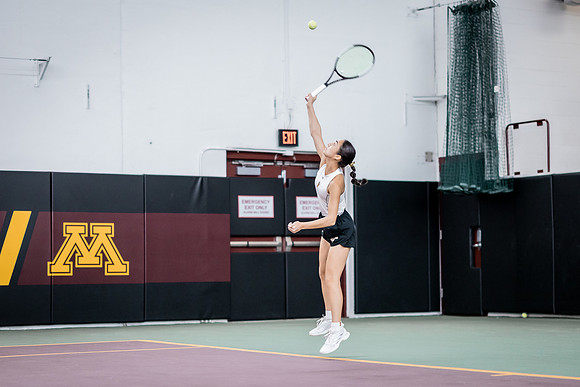 Tennis vs The W-72