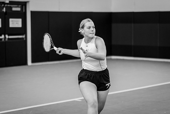 Tennis vs The W-112