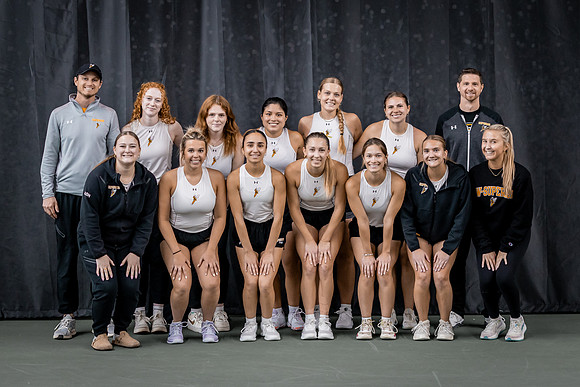 Tennis vs The W-138