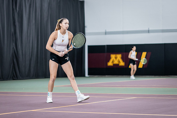 Tennis vs The W-51