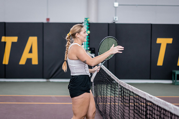 Tennis vs The W-134