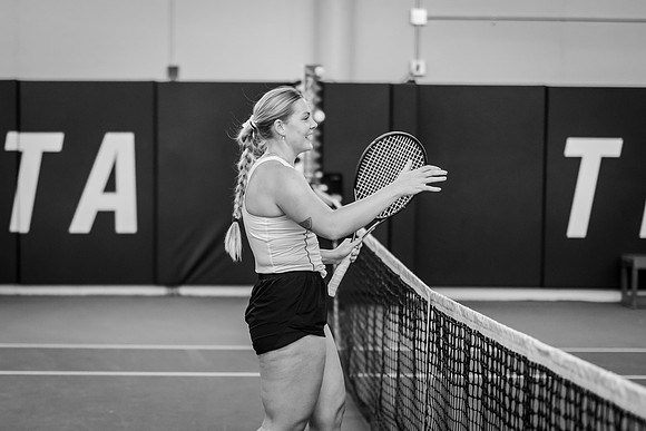 Tennis vs The W-135