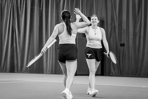 Tennis vs The W-50