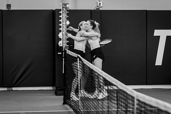 Tennis vs The W-137