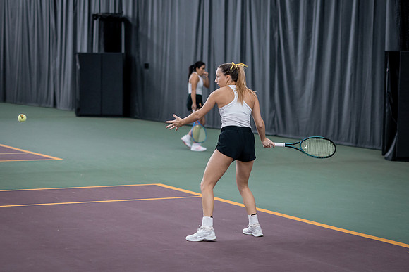 Tennis vs The W-90