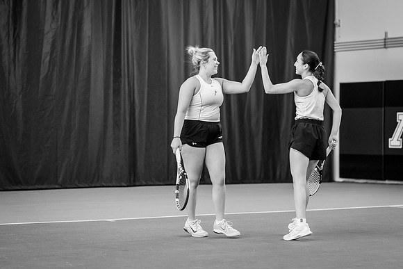 Tennis vs The W-42