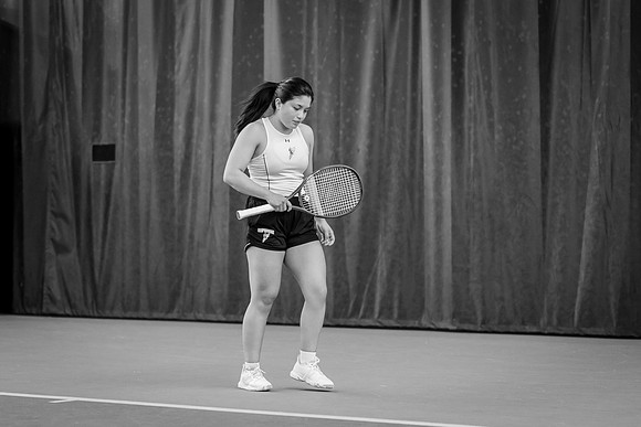 Tennis vs The W-124