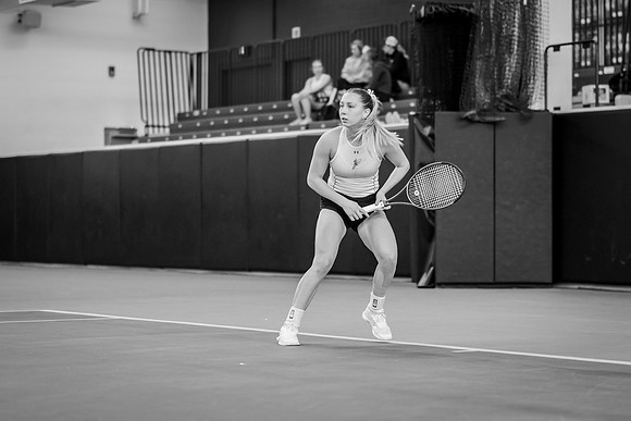 Tennis vs The W-96