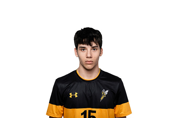 15 Kieran Hutchins