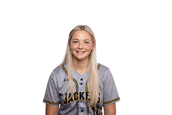 18 Kylie Zwak
