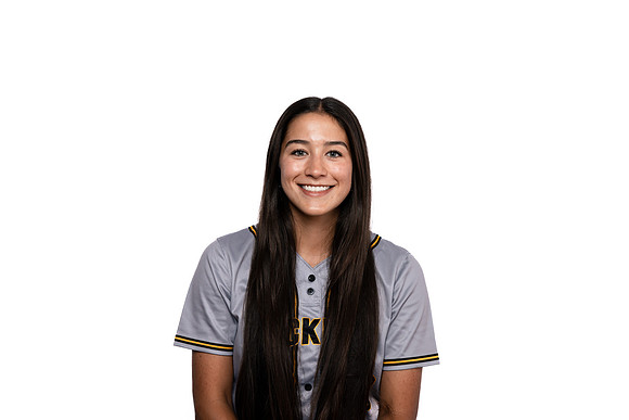10 Larissa Snyder
