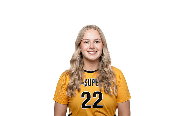 22 Marena Saeger