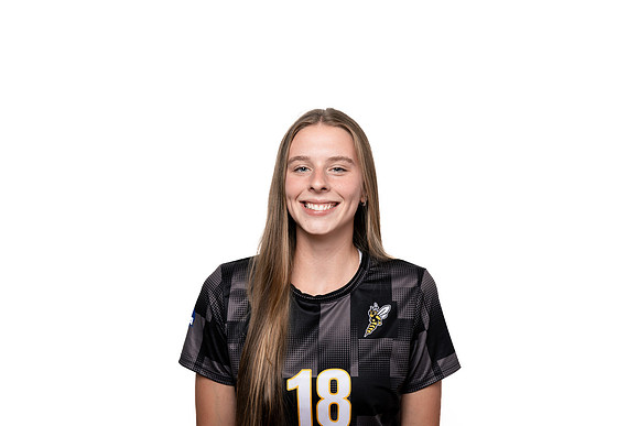 18 Sonja Root