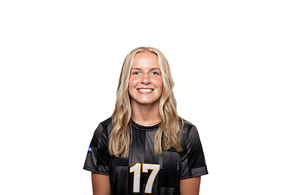 17 Kylee Soens