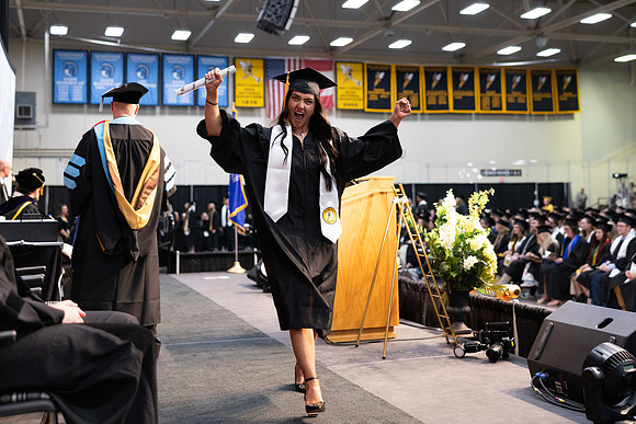 2026 Commencement -859