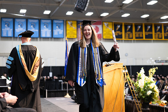2026 Commencement -912