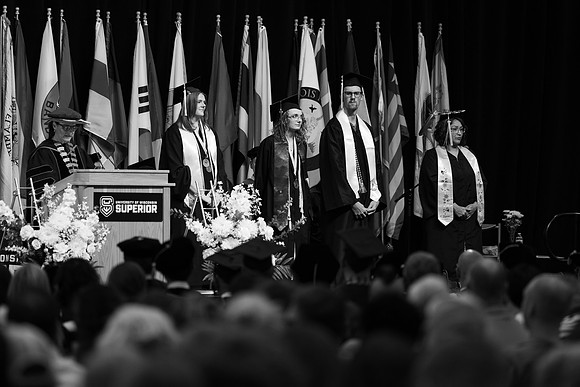 2026 Commencement -325