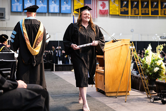 2026 Commencement -877
