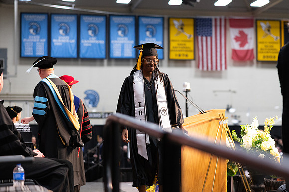 2026 Commencement -476