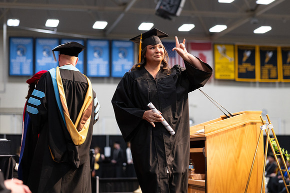 2026 Commencement -826