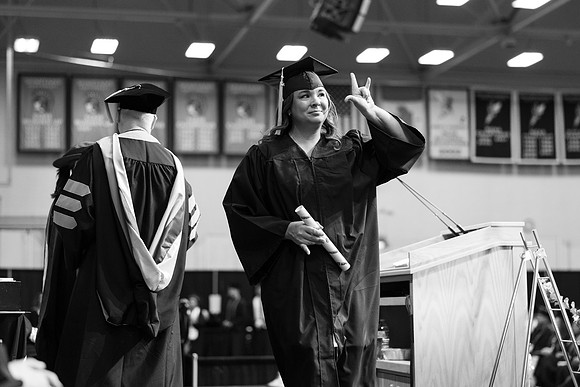 2026 Commencement -827
