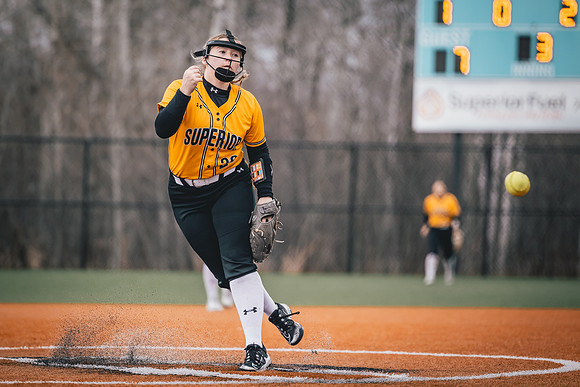 20240423_SoftballvsMartinLuther_Edits_Harry_-182