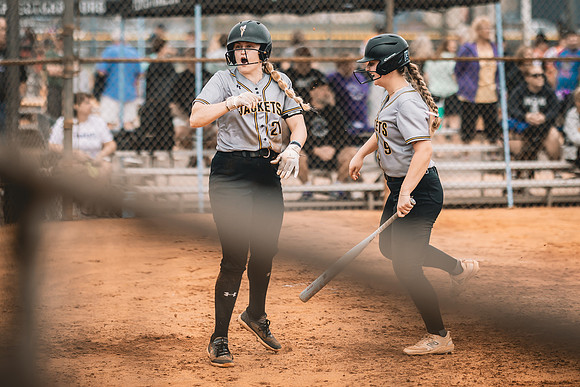 UWS SB vs Rockford-1-208