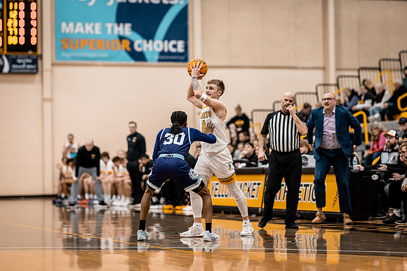 UWS MBB vs CC Edits-1-83
